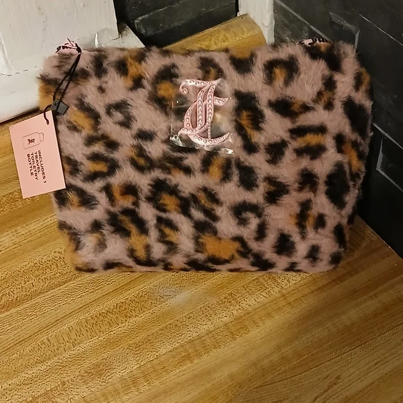 Leopard Print Faux Fur Bag - Picture 2 of 6